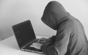 Mitigar los riesgos informáticos